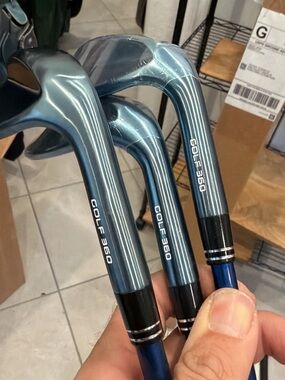 Men’s Golf Irons - Metallic Blue Set